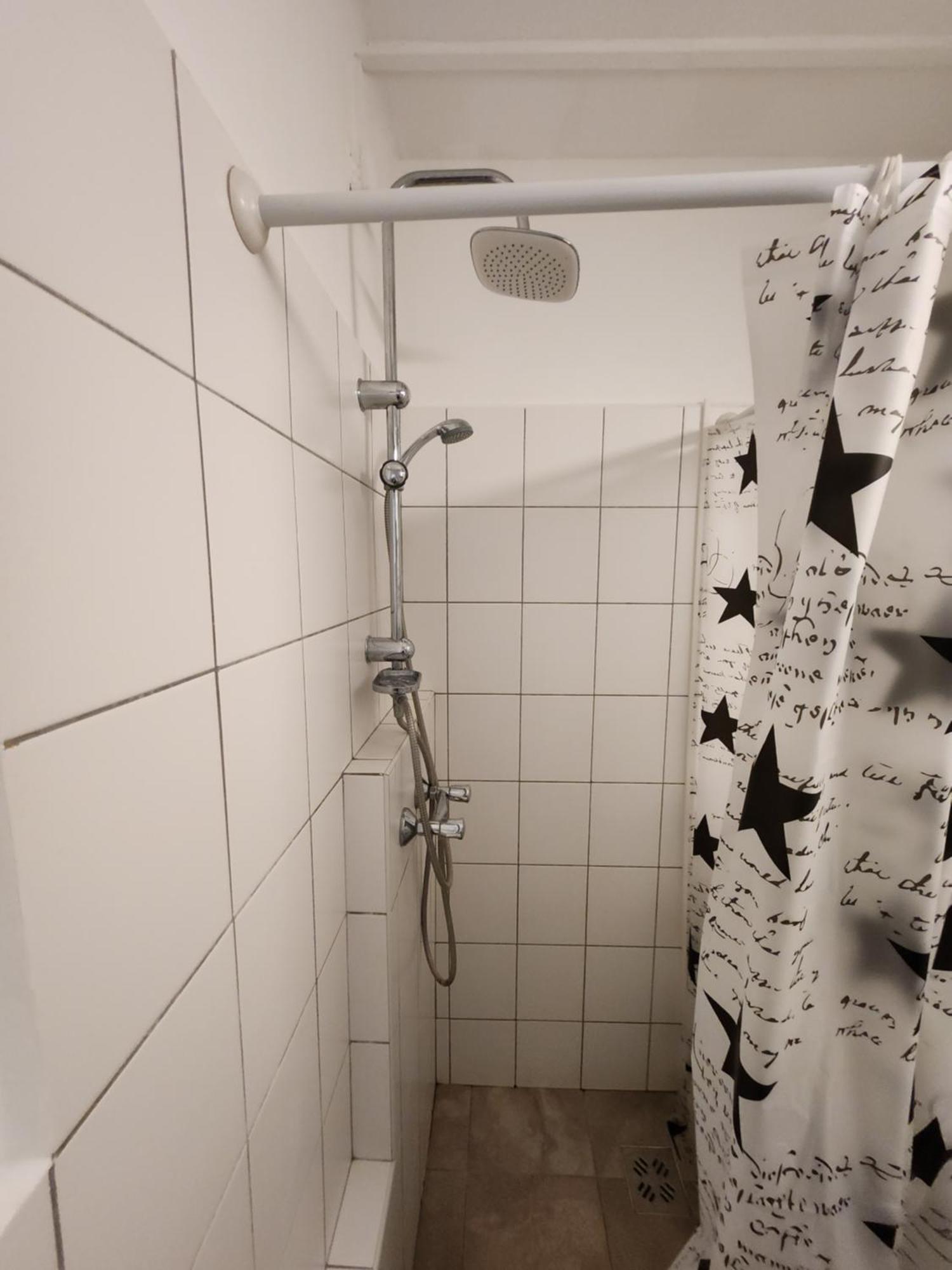Orsi Apartman / Vendeghaz Kecskemet Exterior photo